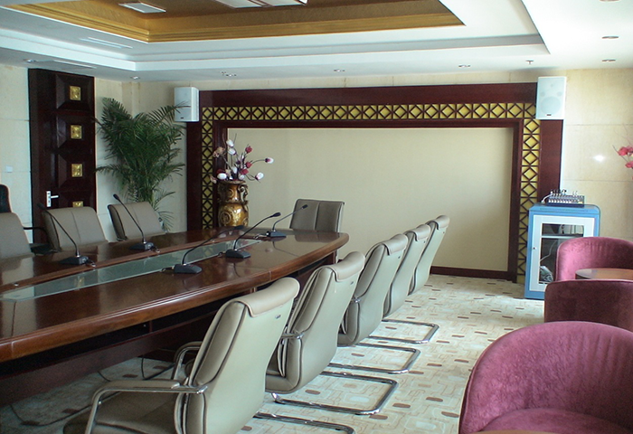 威海卓達(dá)酒店一樓會議室